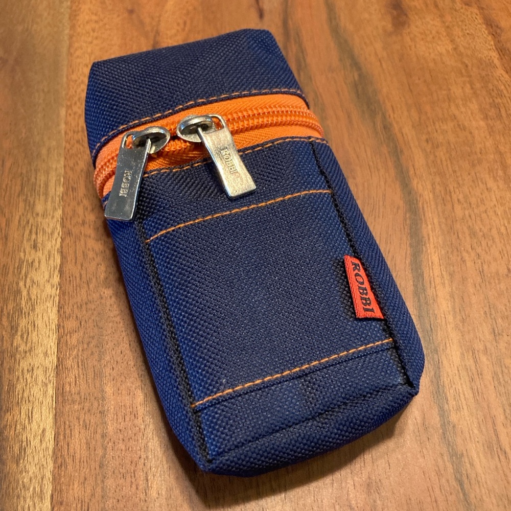 Utility pouch with belt loop